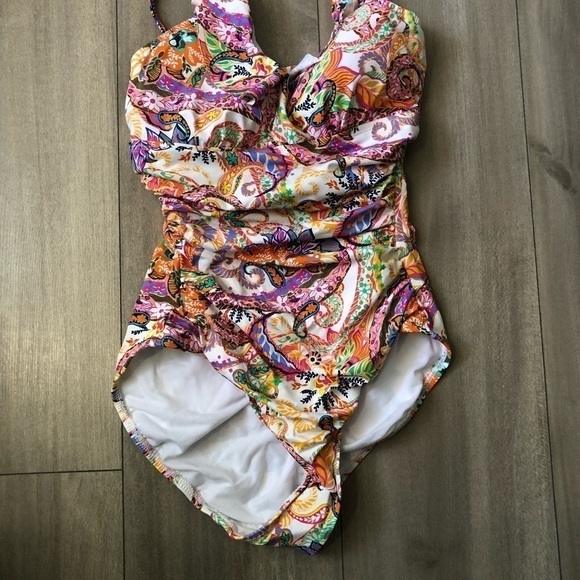 Lauren Ralph Lauren Paisley One Piece Underwire Swimsuit 4 - Picture 3 of 12
